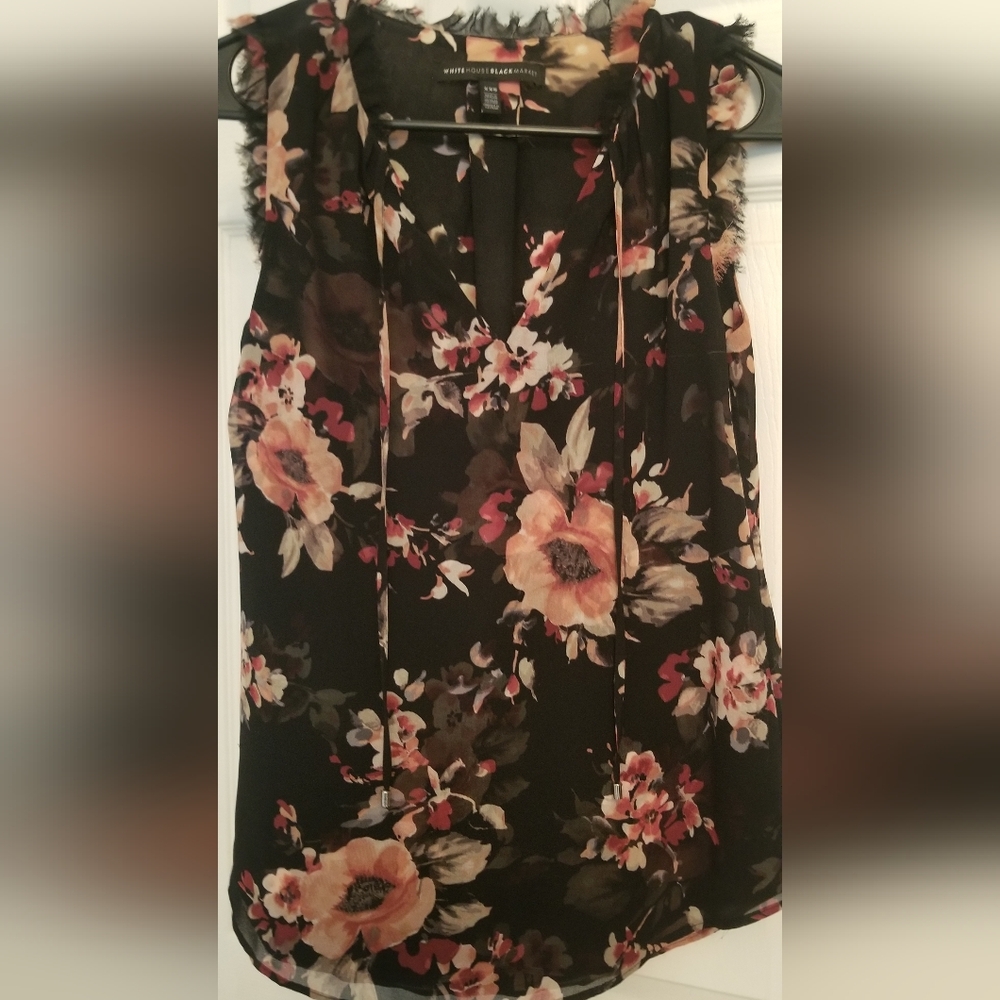 White House Black Market Floral Sleeveless Blouse in Black and Red